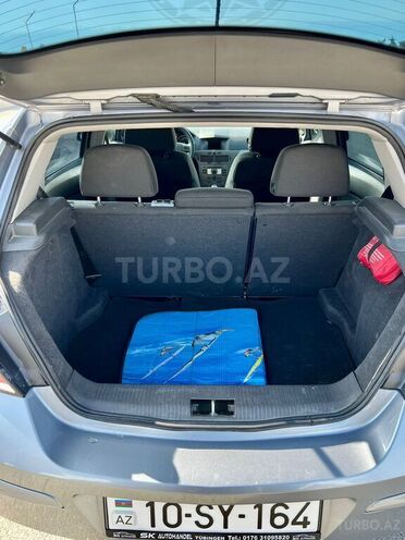Opel Astra 2005, 272,000 km - 1.4 л - Bakı