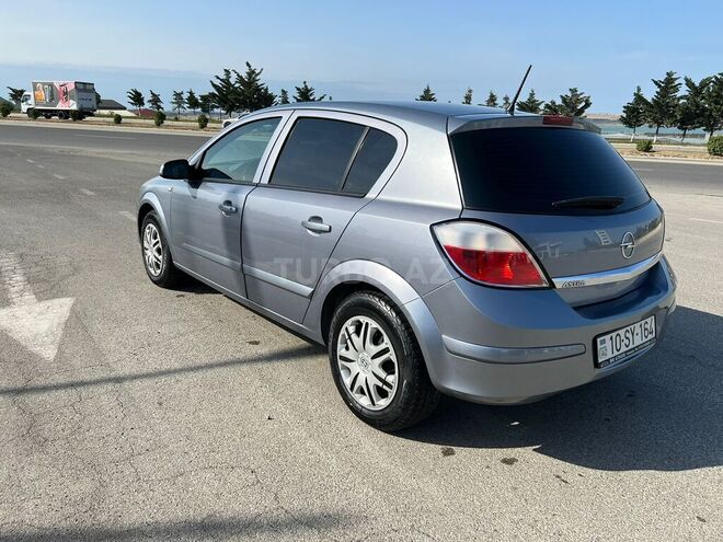 Opel Astra 2005, 272,000 km - 1.4 л - Bakı