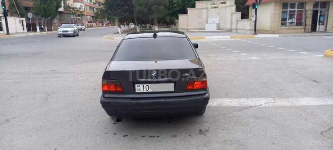 BMW 318 1994, 186,000 km - 1.8 l - Sumqayıt