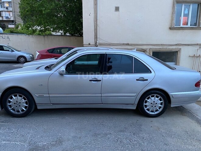Mercedes E 240 1998, 295,000 km - 2.4 l - Bakı