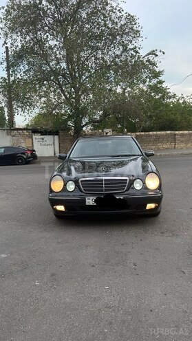 Mercedes E 240 2000, 243,500 km - 2.4 l - Bakı