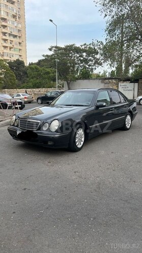 Mercedes E 240 2000, 243,500 km - 2.4 l - Bakı
