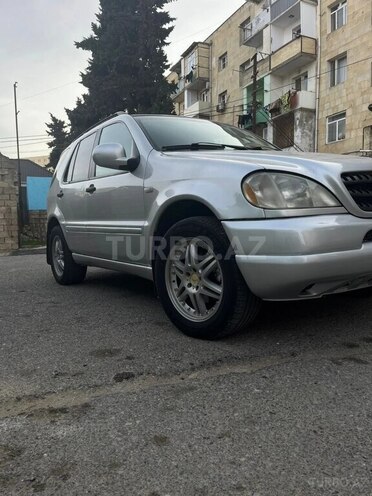 Mercedes ML 320 2000, 442,570 km - 3.2 l - Bakı