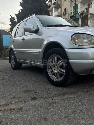 Mercedes ML 320 2000, 442,570 km - 3.2 l - Bakı