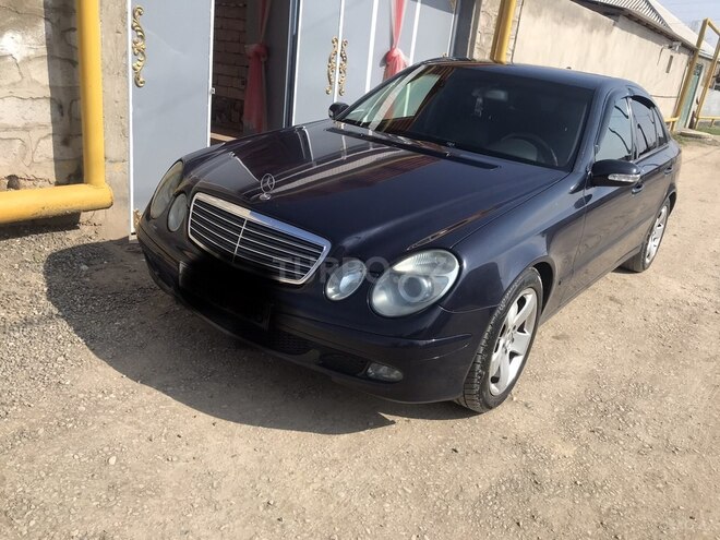 Mercedes E 220 2004, 471,250 km - 2.2 l - Naxçıvan