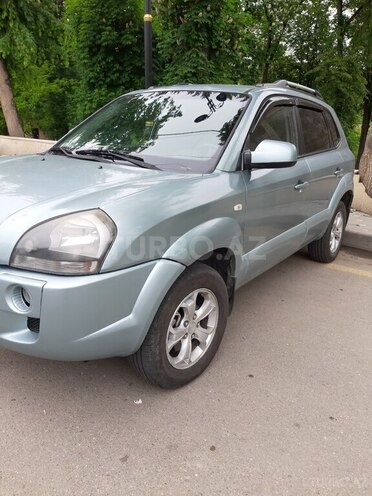 Hyundai Tucson 2009, 147,300 km - 2.0 л - Quba