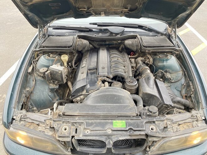 BMW 523 1997, 450,000 km - 2.5 l - Füzuli