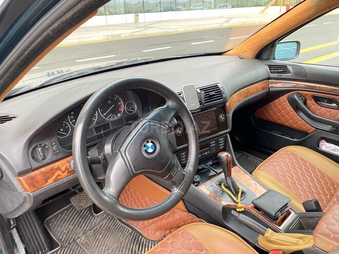 BMW 523 1997, 450,000 km - 2.5 l - Füzuli