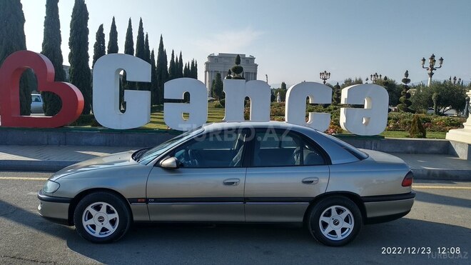 Opel Omega 1995, 349,000 km - 2.0 l - Gəncə