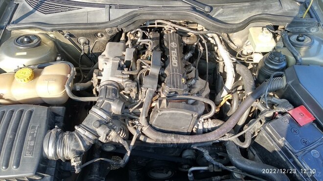 Opel Omega 1995, 349,000 km - 2.0 l - Gəncə