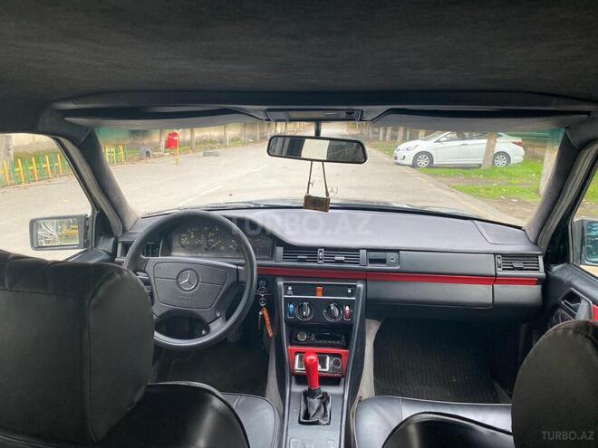 Mercedes E 200 1992, 450,000 km - 2.3 l - Bakı