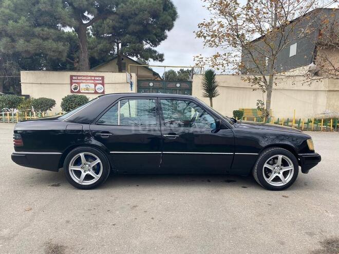 Mercedes E 200 1992, 450,000 km - 2.3 l - Bakı