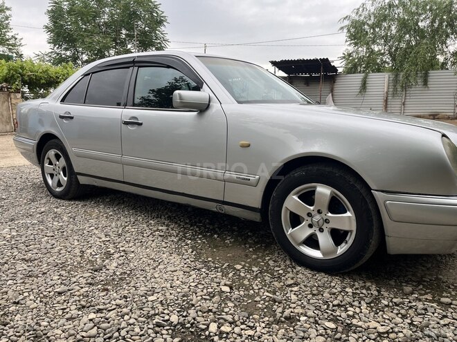 Mercedes E 230 1996, 196,000 km - 2.3 л - Ağcabədi