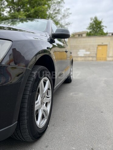 Audi Q5 2009, 184,000 km - 2.0 l - Bakı