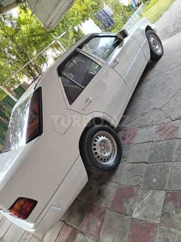 Mercedes E 230 1988, 155,550 km - 2.3 л - İmişli