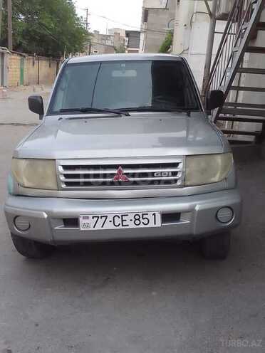 Mitsubishi Pajero io 1999, 300,000 km - 1.8 л - Bakı