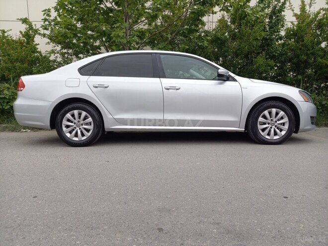 Volkswagen Passat 2014, 268,215 km - 1.8 l - Bakı