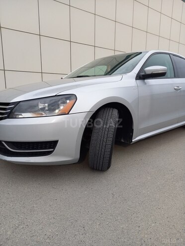 Volkswagen Passat 2014, 268,215 km - 1.8 l - Bakı