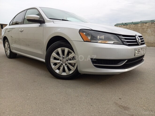 Volkswagen Passat 2014, 268,215 km - 1.8 l - Bakı