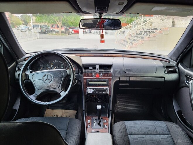 Mercedes C 180 1997, 312,580 km - 1.8 л - Bakı