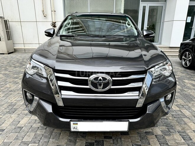 Toyota Fortuner 2017, 101,000 km - 2.7 l - Bakı