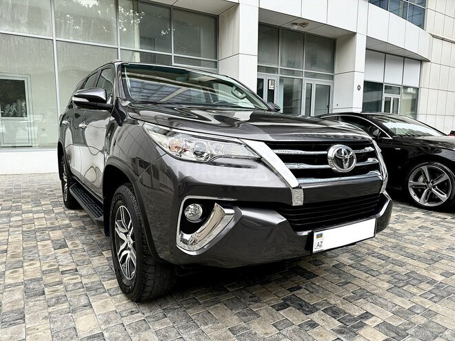 Toyota Fortuner 2017, 101,000 km - 2.7 l - Bakı