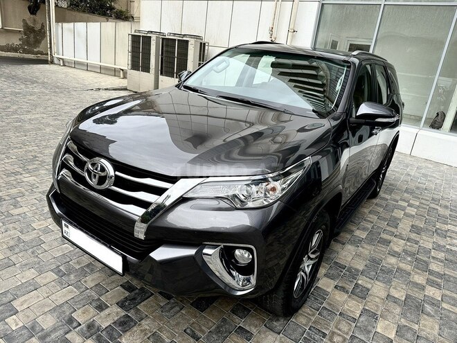 Toyota Fortuner 2017, 101,000 km - 2.7 l - Bakı