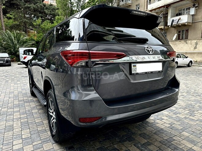 Toyota Fortuner 2017, 101,000 km - 2.7 l - Bakı