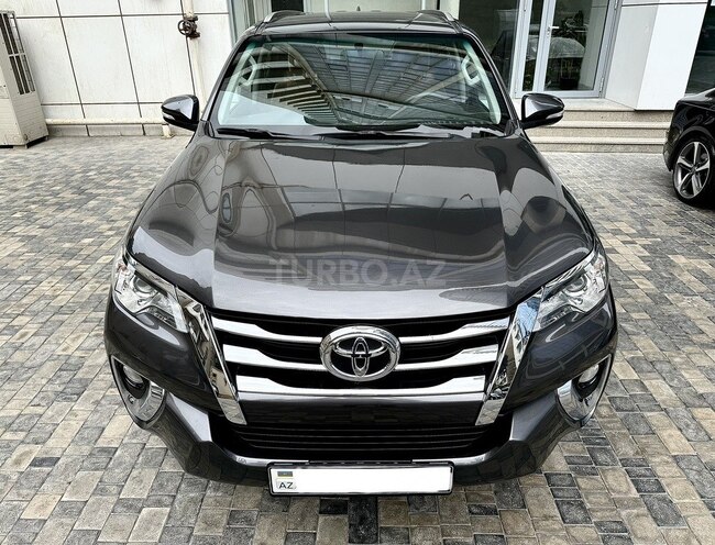 Toyota Fortuner 2017, 101,000 km - 2.7 l - Bakı