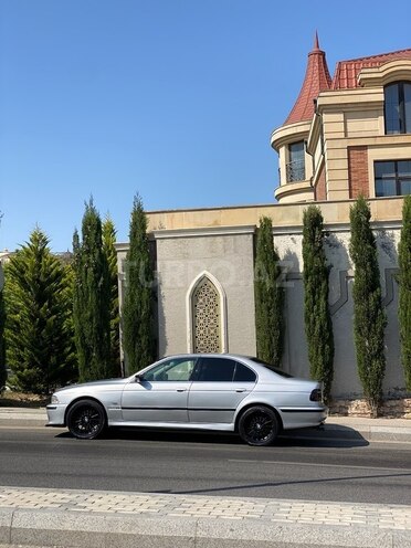 BMW 528 1997, 325,000 km - 2.8 l - Bakı