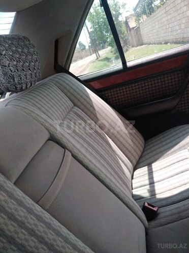 Mercedes E 200 1990, 350,000 km - 2.0 l - Goranboy