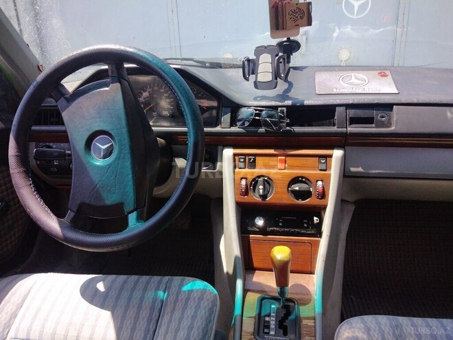 Mercedes E 200 1990, 350,000 km - 2.0 l - Goranboy