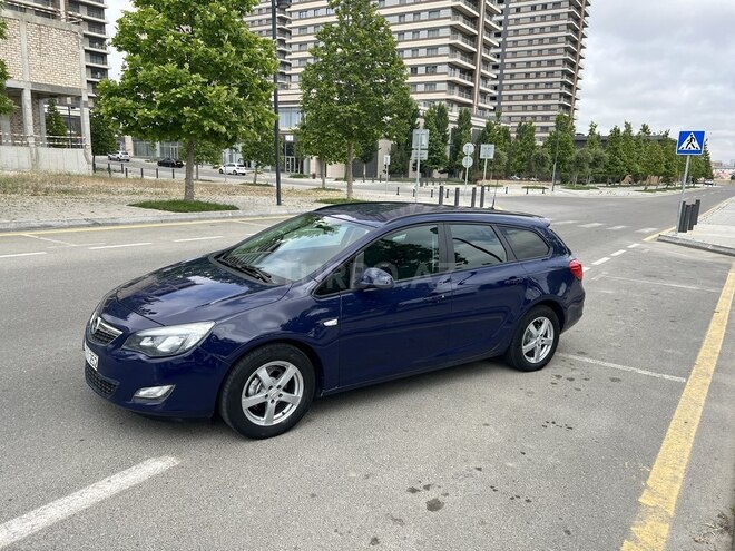 Opel Astra 2011, 210,295 km - 1.3 l - Bakı