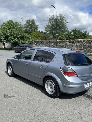 Opel Astra 2007, 197,000 km - 1.4 l - Balakən