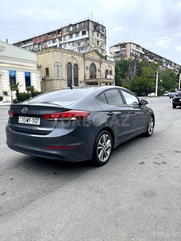 Hyundai Elantra 2017, 93,000 km - 1.6 l - Bakı