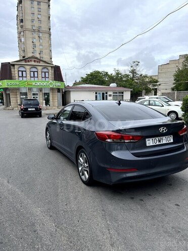 Hyundai Elantra 2017, 93,000 km - 1.6 l - Bakı