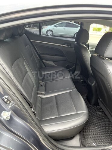Hyundai Elantra 2017, 93,000 km - 1.6 l - Bakı