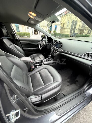 Hyundai Elantra 2017, 93,000 km - 1.6 l - Bakı
