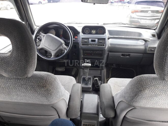 Mitsubishi Pajero 1995, 468,000 km - 2.8 l - Bakı