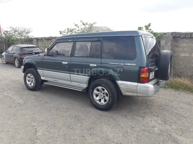 Mitsubishi Pajero 1995, 468,000 km - 2.8 l - Bakı