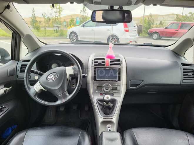 Toyota Auris 2009, 198,000 km - 1.4 l - Bakı