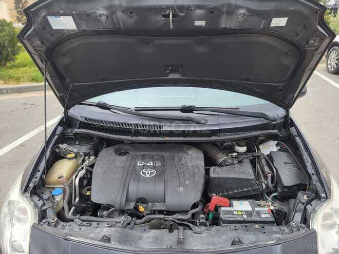 Toyota Auris 2009, 198,000 km - 1.4 l - Bakı