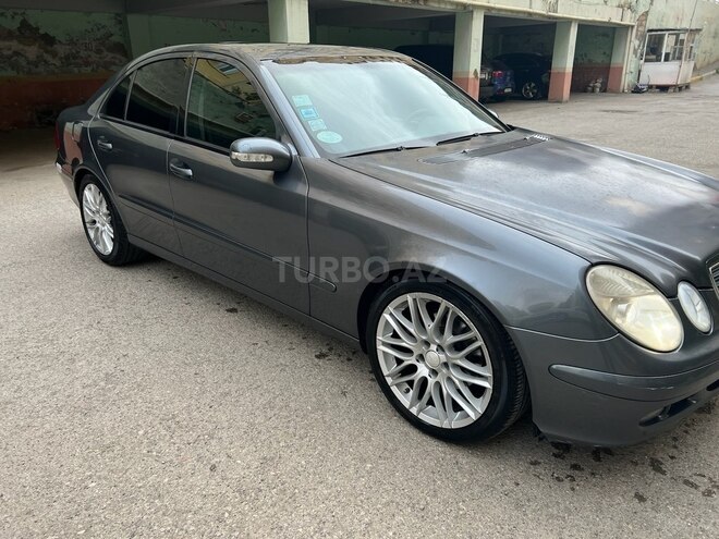 Mercedes E 220 2005, 378,000 km - 2.2 l - Bakı