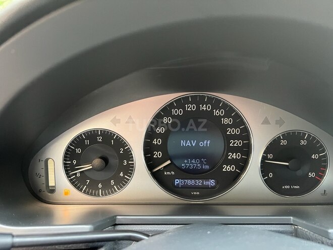 Mercedes E 220 2005, 378,000 km - 2.2 l - Bakı
