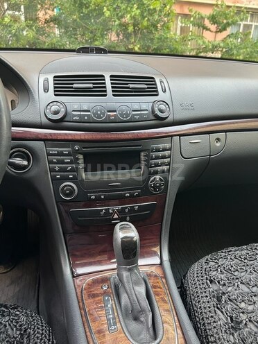 Mercedes E 220 2005, 378,000 km - 2.2 l - Bakı