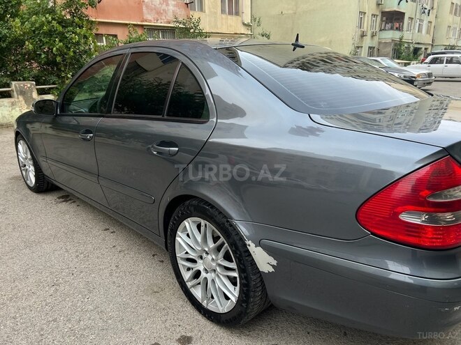 Mercedes E 220 2005, 378,000 km - 2.2 l - Bakı