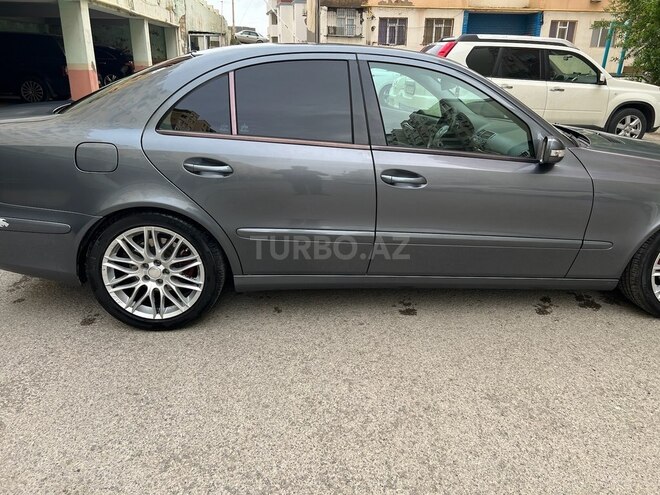 Mercedes E 220 2005, 378,000 km - 2.2 l - Bakı