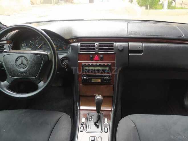 Mercedes E 230 1997, 313,855 km - 2.3 l - Sumqayıt