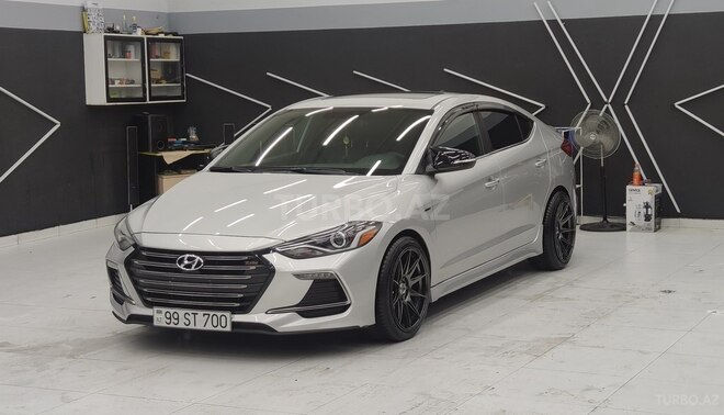 Hyundai Elantra 2018, 93,342 km - 1.6 l - Bakı