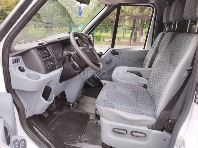 Ford Transit 2008, 270,000 km - 2.4 l - Şəki